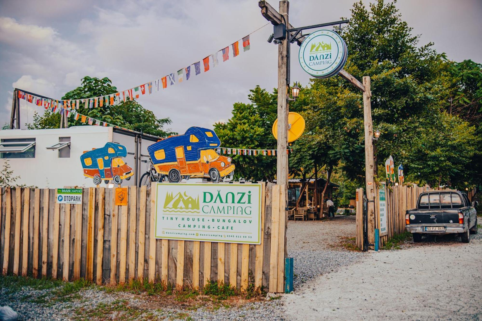 Danzi Camping Tiny House Ризе Екстериор снимка